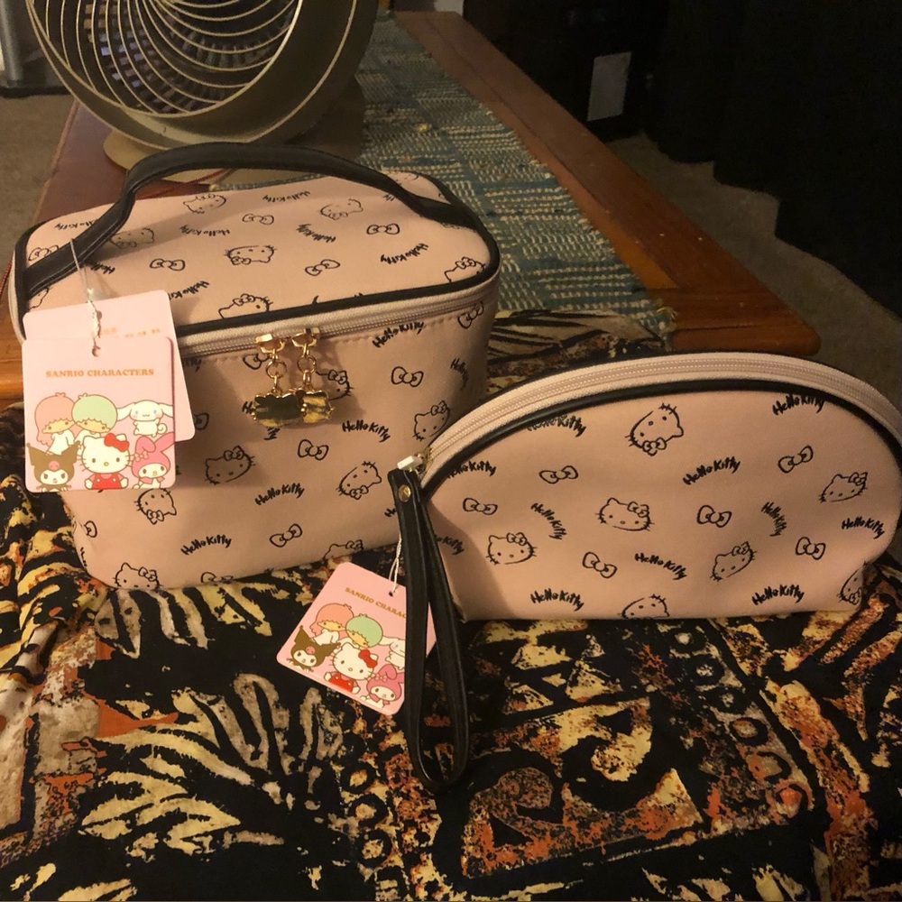 New Sanrio Hello Kitty Travel Toiletry Case & Cosmetic Makeup Bag 2 Pc